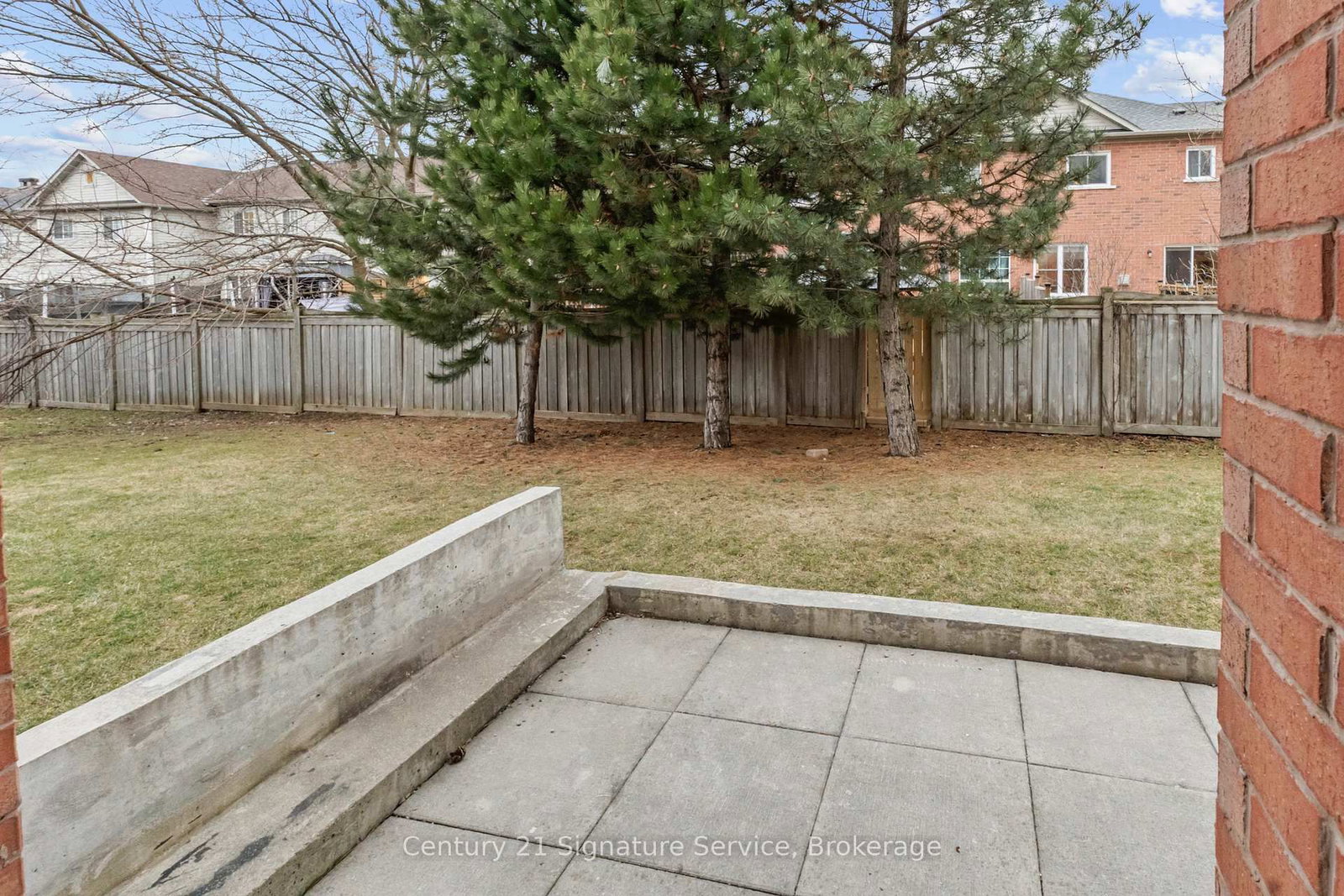 Townhouse for sale at 1-24 Petra Way, Whitby, Ontario, L1R 0A5 - Pringle Creek - MLS: E12925212