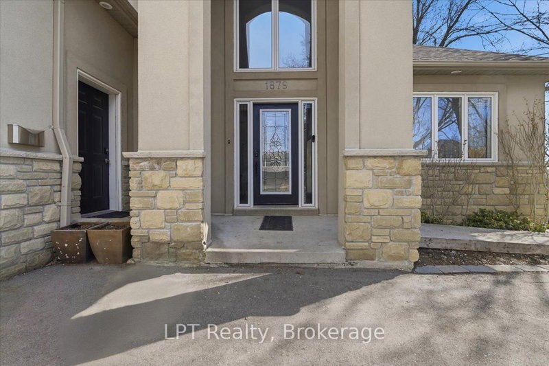 1879 Appleview Rd, Pickering, L1V 1T7 | Image 2