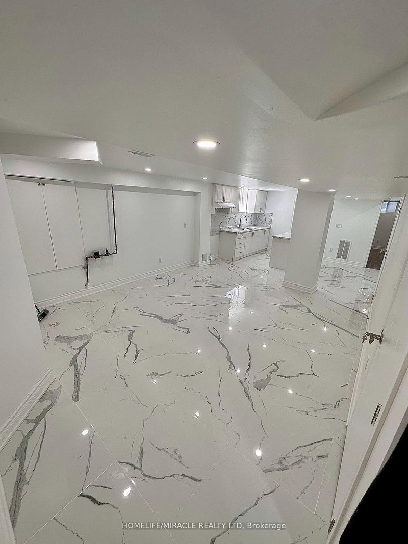 home for lease on 62 Telegraph Drive