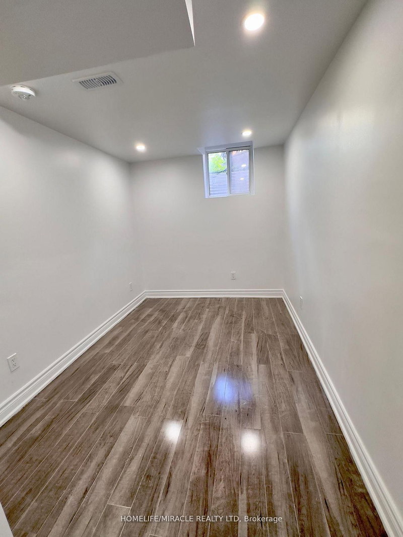 62 Telegraph Dr, Whitby, L1P 1S3 | Image 3