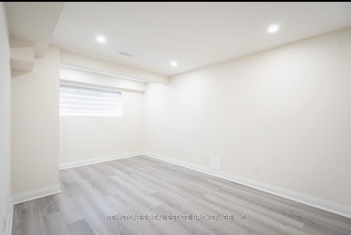 19 Stockell Crescent, Unit Basement - Photo 5