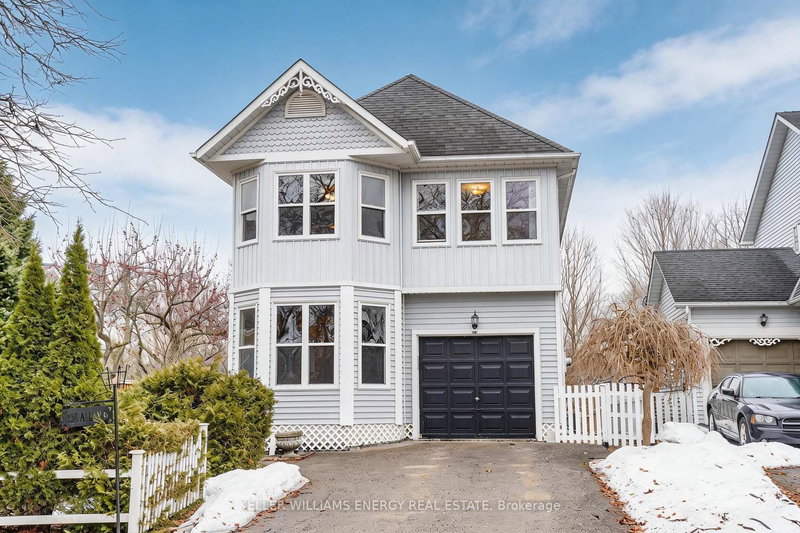 home for sale on 135 Allan Street