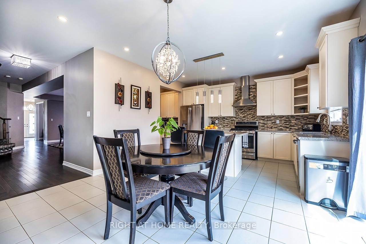 1663 Irvine Scott Street - Photo 11