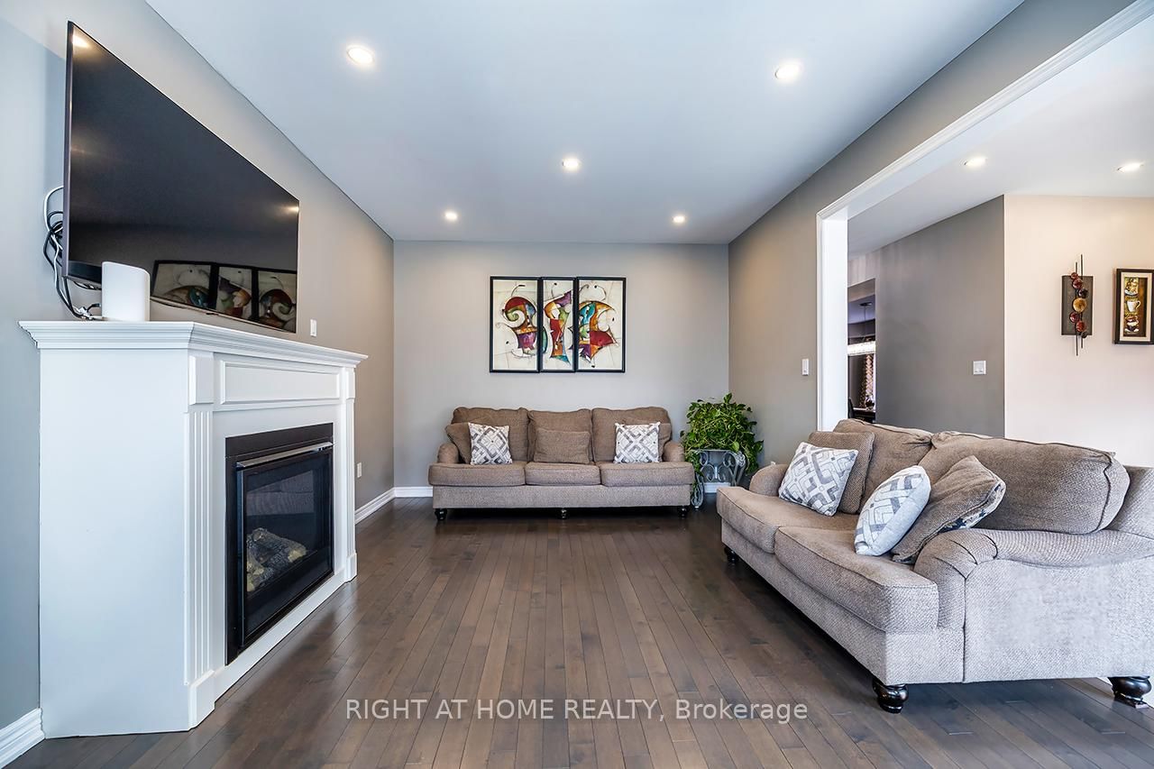 1663 Irvine Scott Street - Photo 17