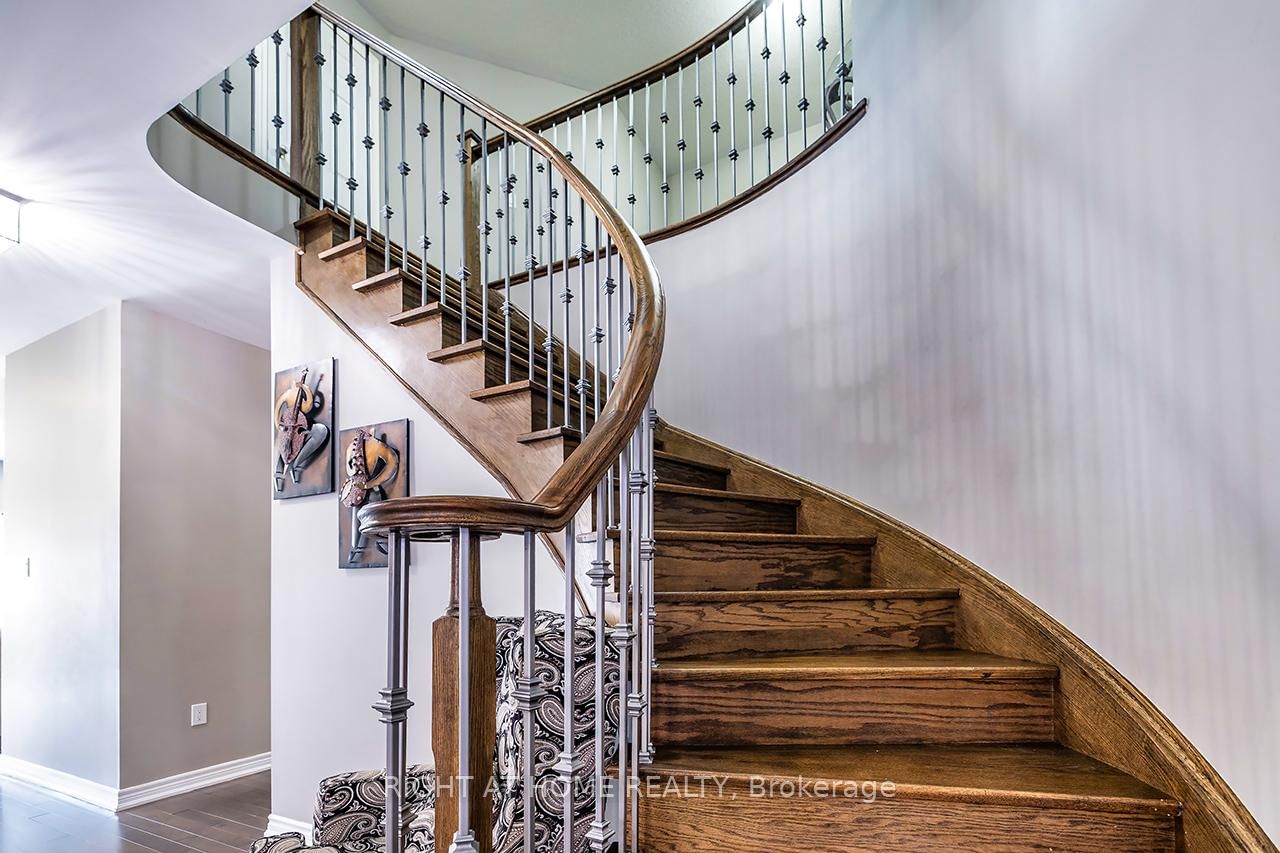 1663 Irvine Scott Street - Photo 20