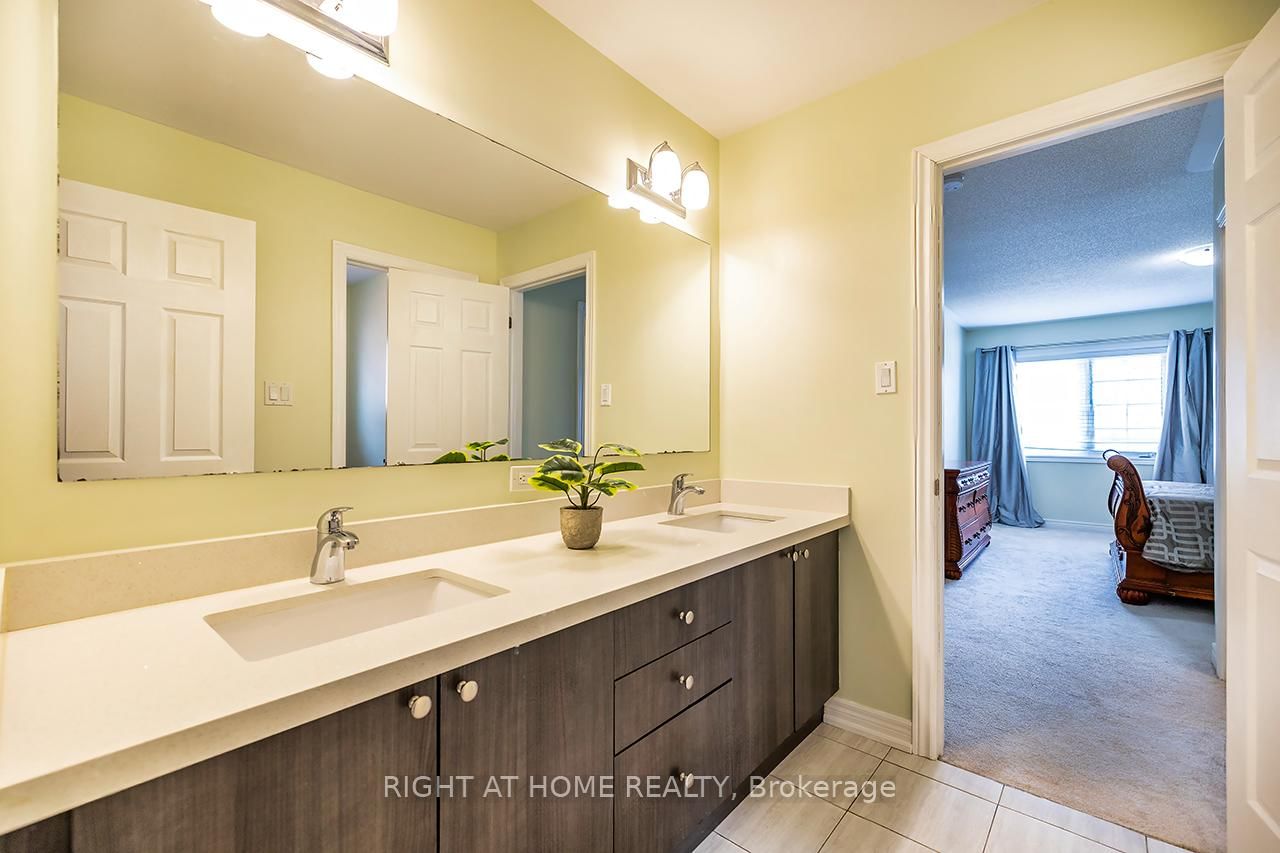 1663 Irvine Scott Street - Photo 31