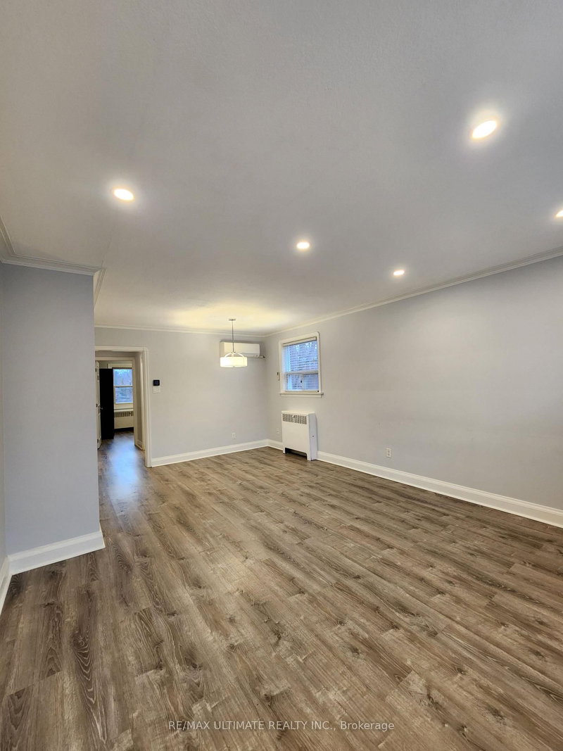 Main - 4 Gaylord Dr, Toronto, M1R 1C1 | Image 2