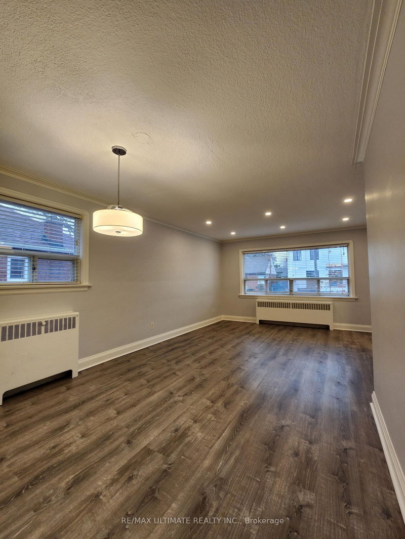 Main - 4 Gaylord Dr, Toronto, M1R 1C1 | Image 3