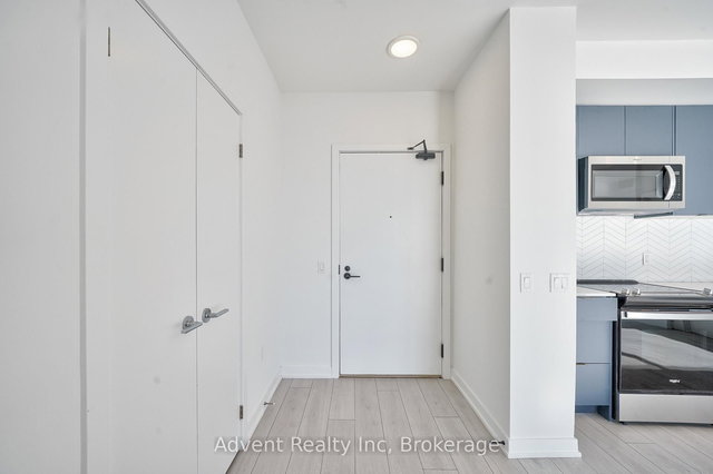 PH1803 - 1606 Charles Street