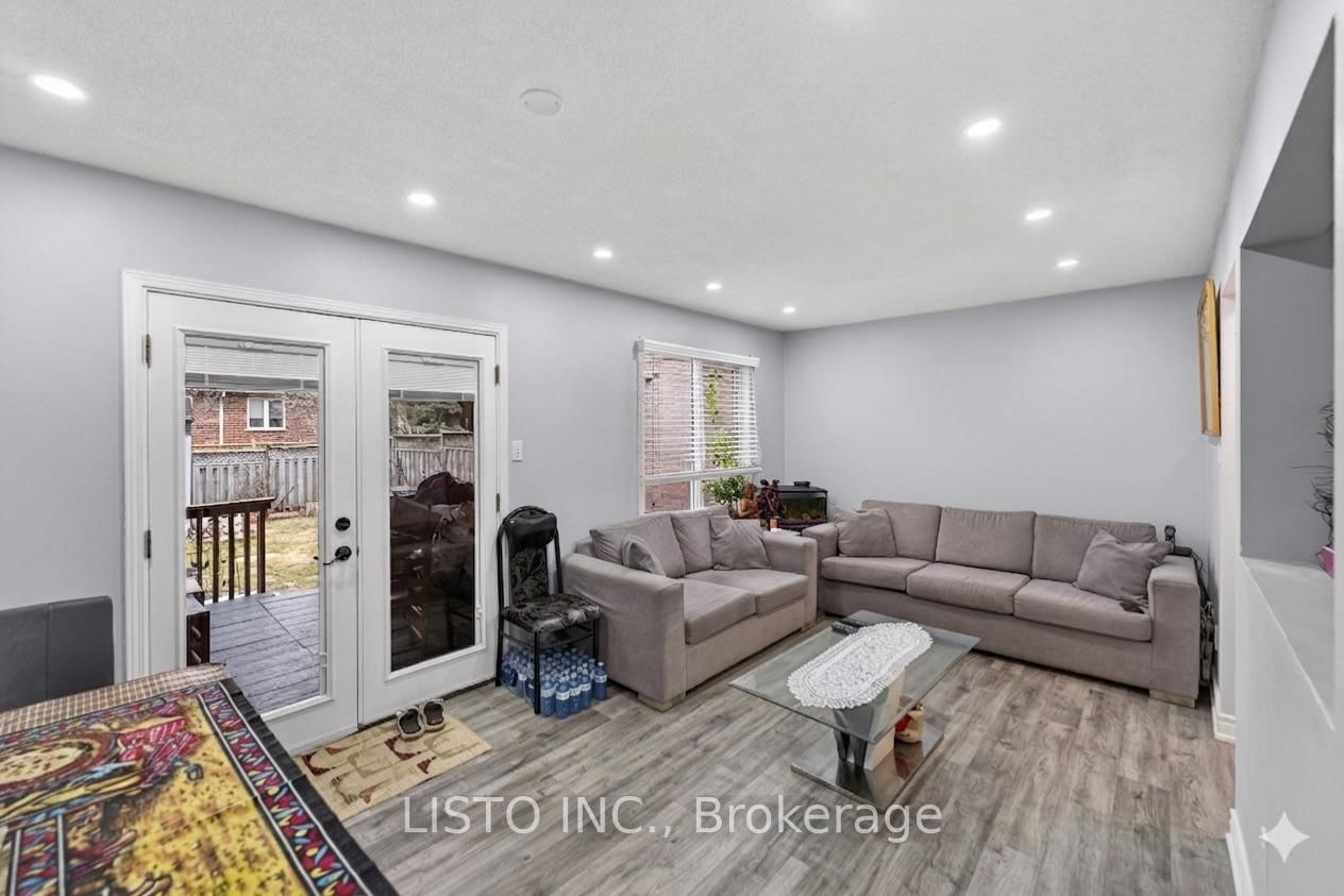 Listing Image 7