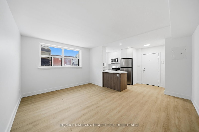 Unit B - 993 O'connor Dr, Toronto, M4B 2T1 | Image 3