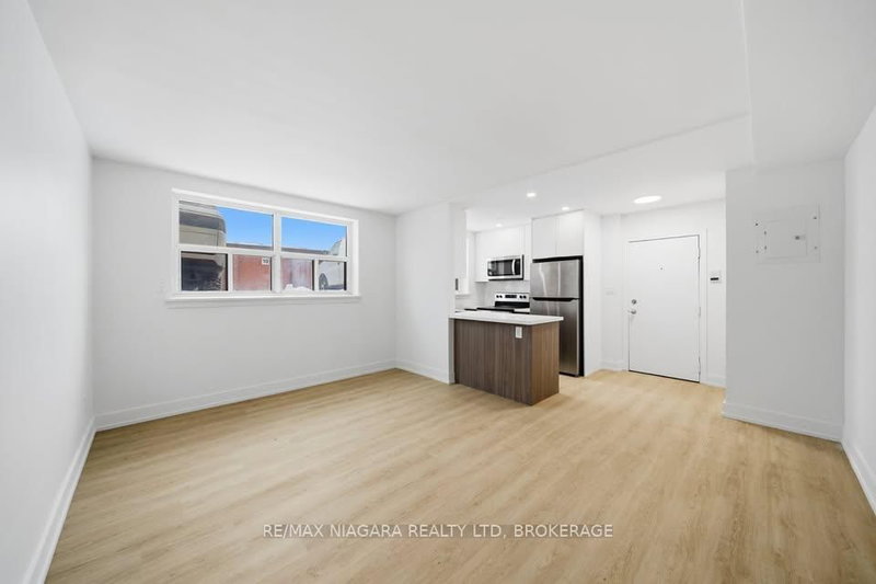 Unit A - 993 O'connor Dr, Toronto, M4B 2T1 | Image 2