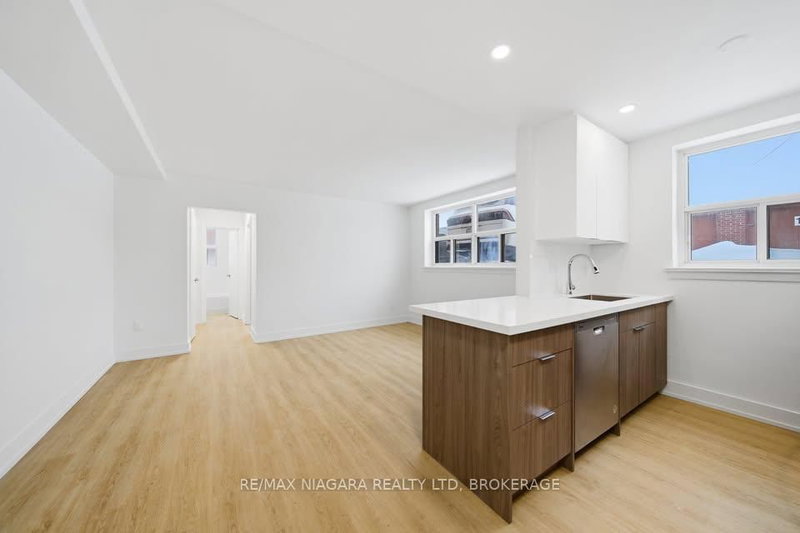 Unit A - 993 O'connor Dr, Toronto, M4B 2T1 | Image 3