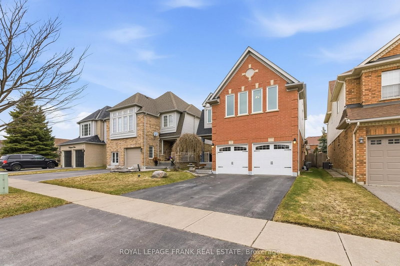 5 Telegraph Dr, Whitby, L1P 1S2 | Image 3