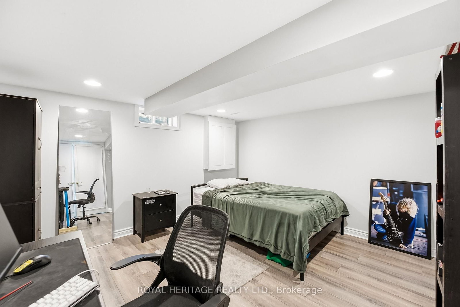 Detached House for sale at 148 Guthrie Crescent, Whitby, Ontario, L1P 1A8 - Lynde Creek - MLS: E12929808