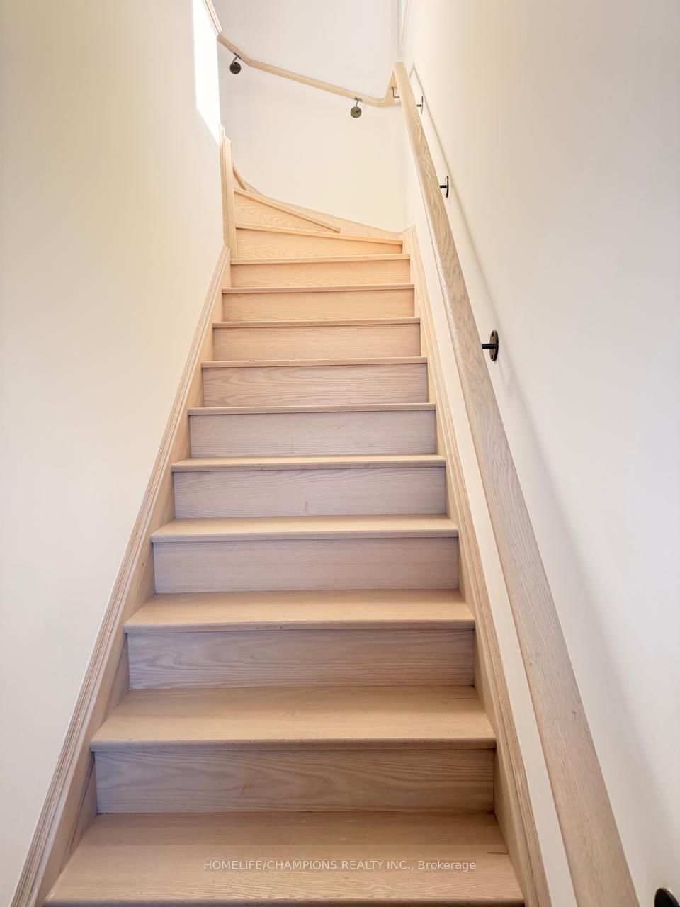 98 Donald Cameron Crescent - Photo 17