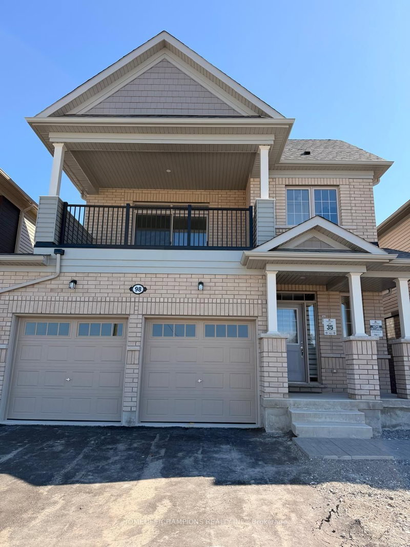 98 Donald Cameron Cres, Clarington, L1E 0M4 | Image 2