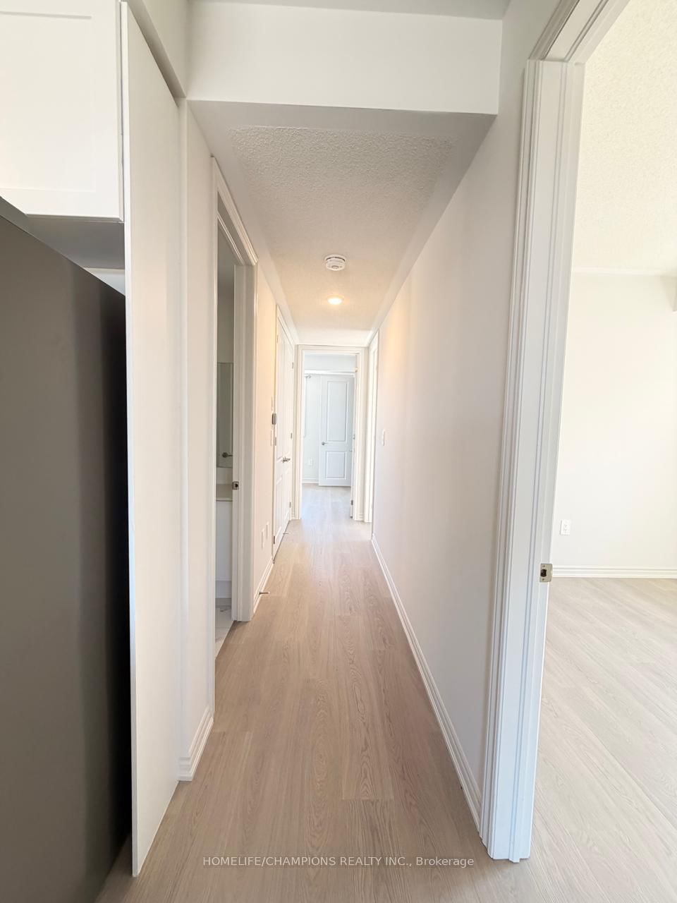 98 Donald Cameron Crescent - Photo 4