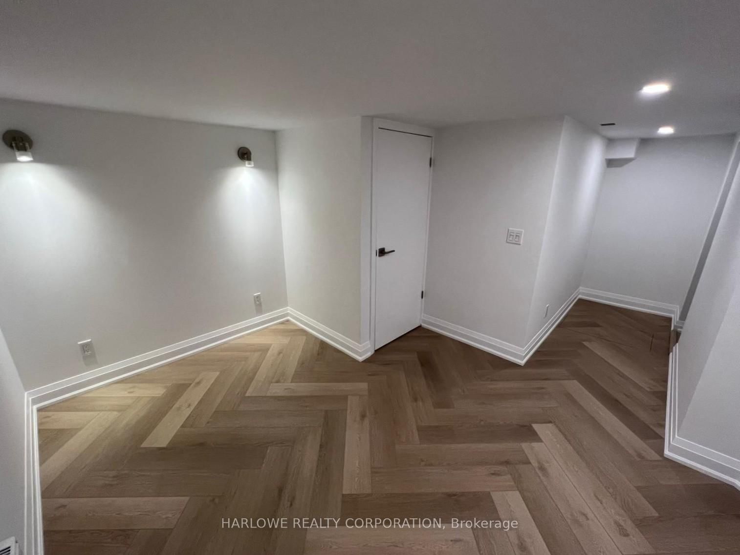 146 Rhodes Avenue, Unit Bsmt - Photo 4