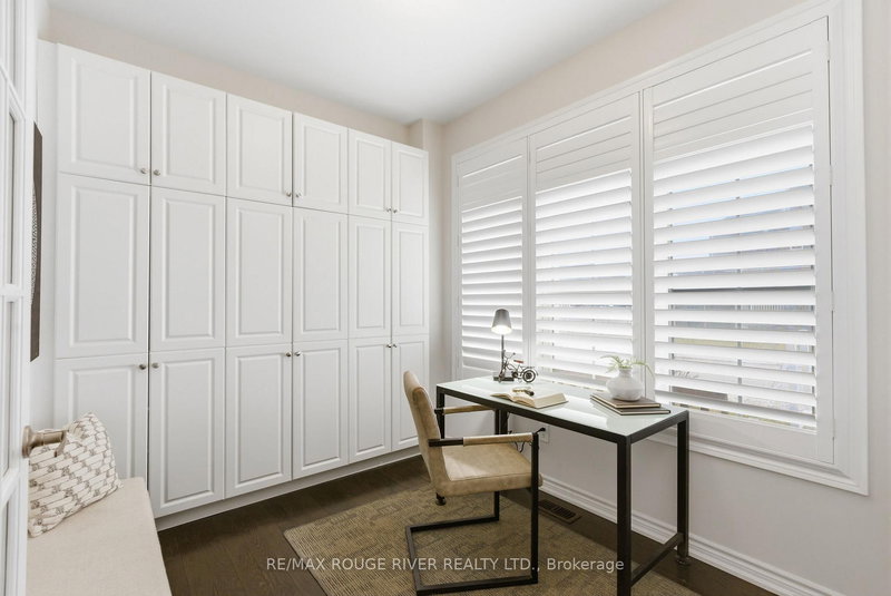 82 Burning Springs Pl, Whitby, L1M 0K1 | Image 3