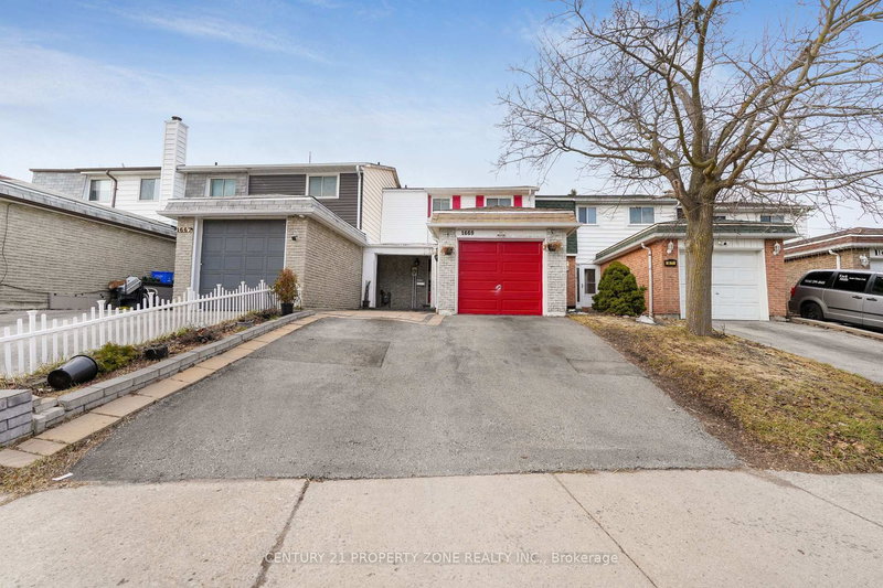 1669 Alwin Circ, Pickering, L1V 2W1 | Image 2
