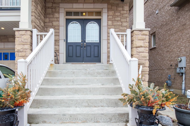 87 Booker Dr, Ajax, L1Z 0J4 | Image 3