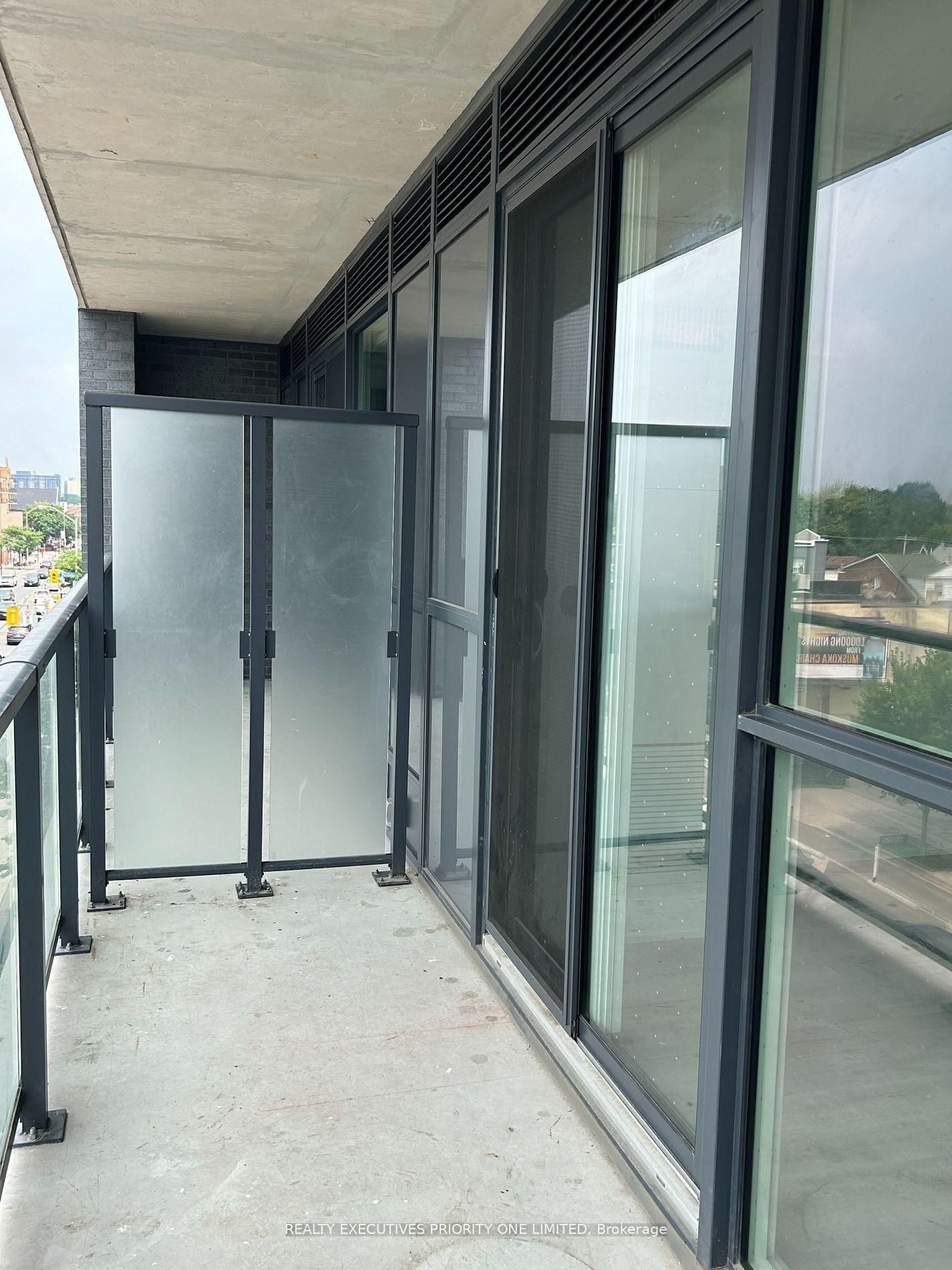 Condo for lease at 407-2369 Danforth Avenue, Toronto, Ontario, M4C 0B1 - East End-Danforth - MLS: E12931160