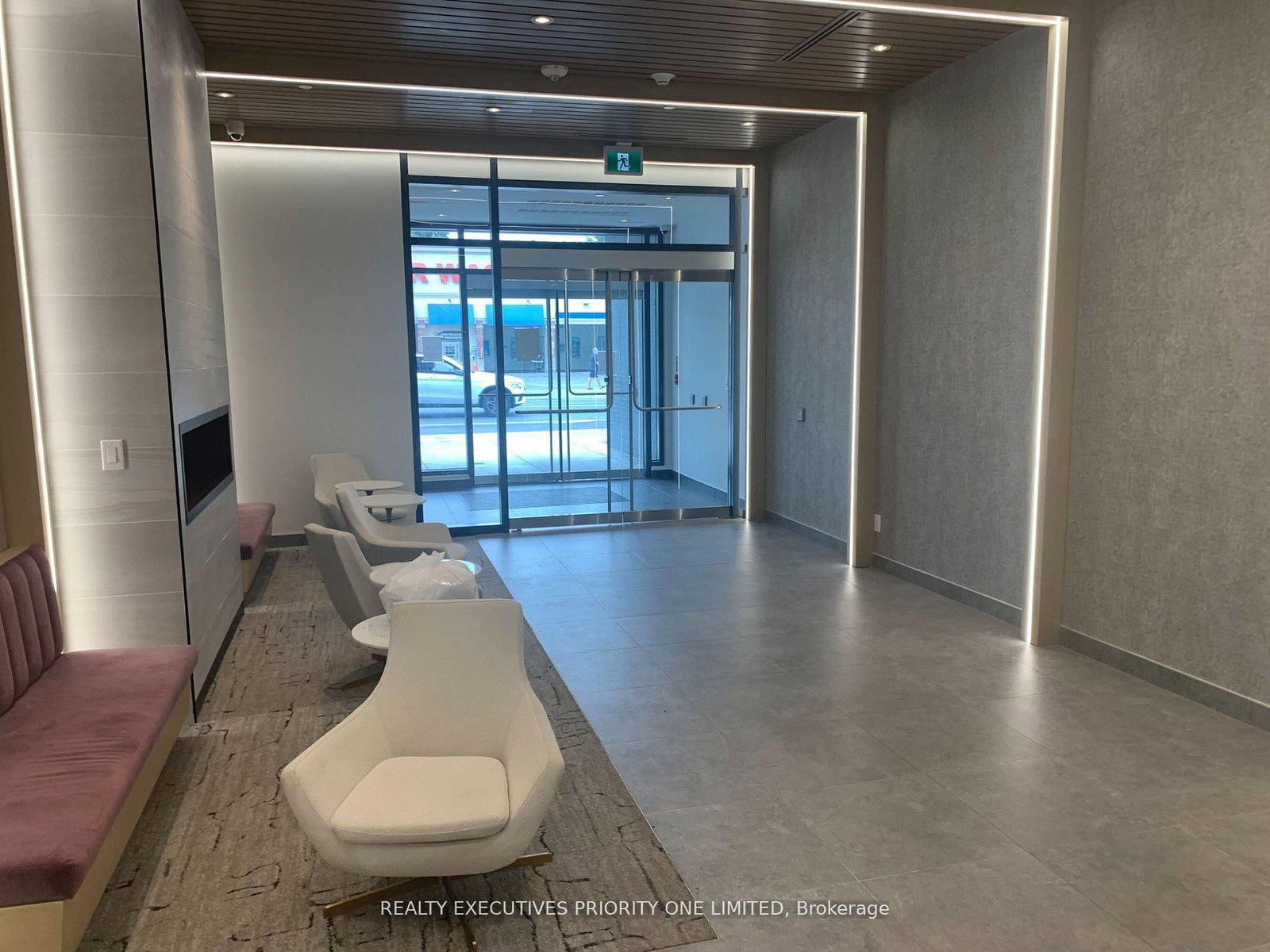 2369 Danforth Avenue, Unit 407 - Photo 2