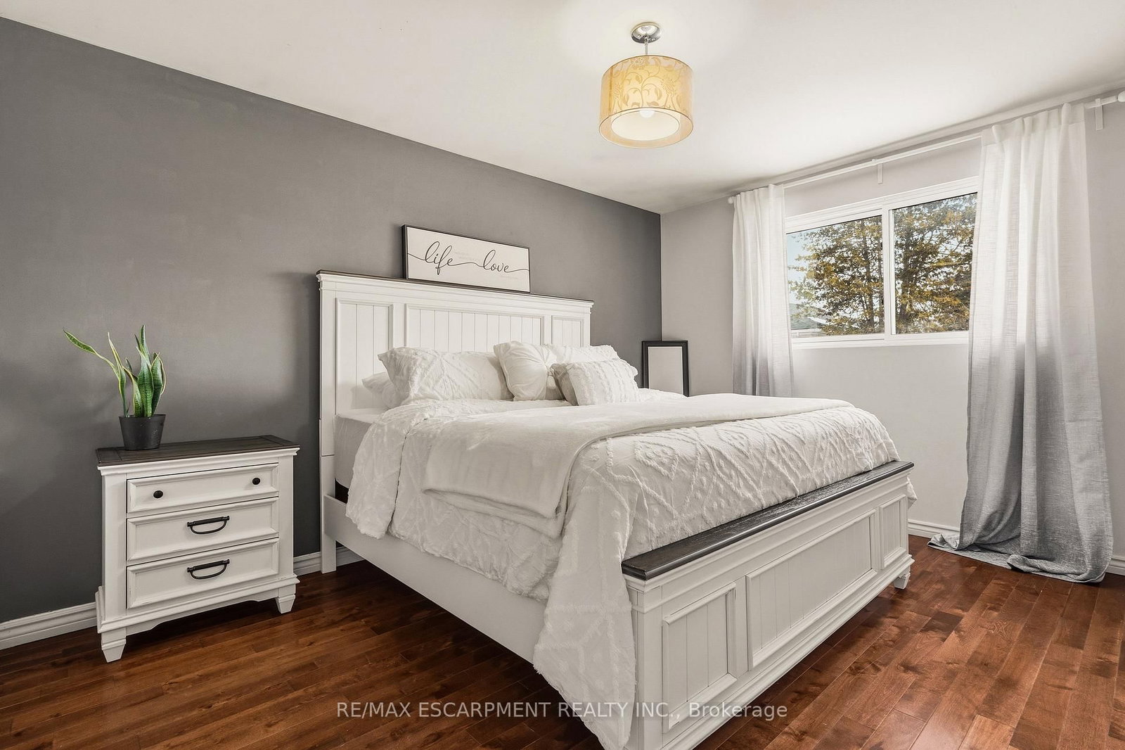 Detached House for sale at 777 Hillcrest Road, Pickering, Ontario, L1W 2P5 - West Shore - MLS: E12931700