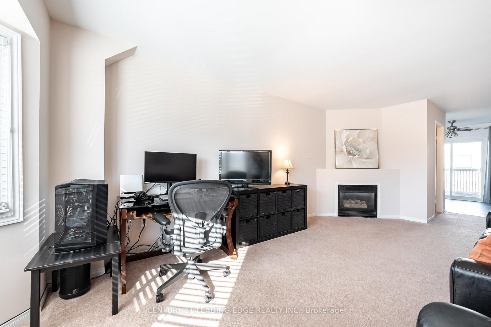 Townhouse for sale at 308 SPARROW Circle, Pickering, Ontario, L1V 6Y3 - Highbush - MLS: E12931896