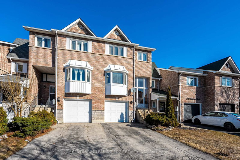 308 SPARROW Circ, Pickering, L1V 6Y3 | Image 2