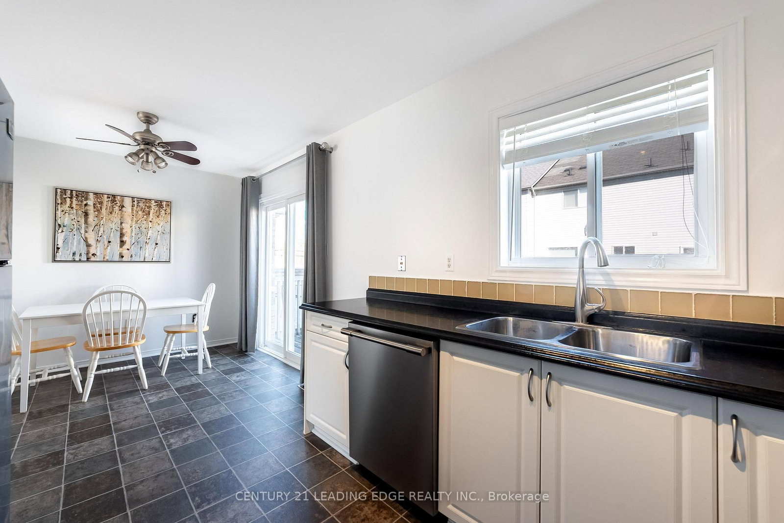 Townhouse for sale at 308 SPARROW Circle, Pickering, Ontario, L1V 6Y3 - Highbush - MLS: E12931896