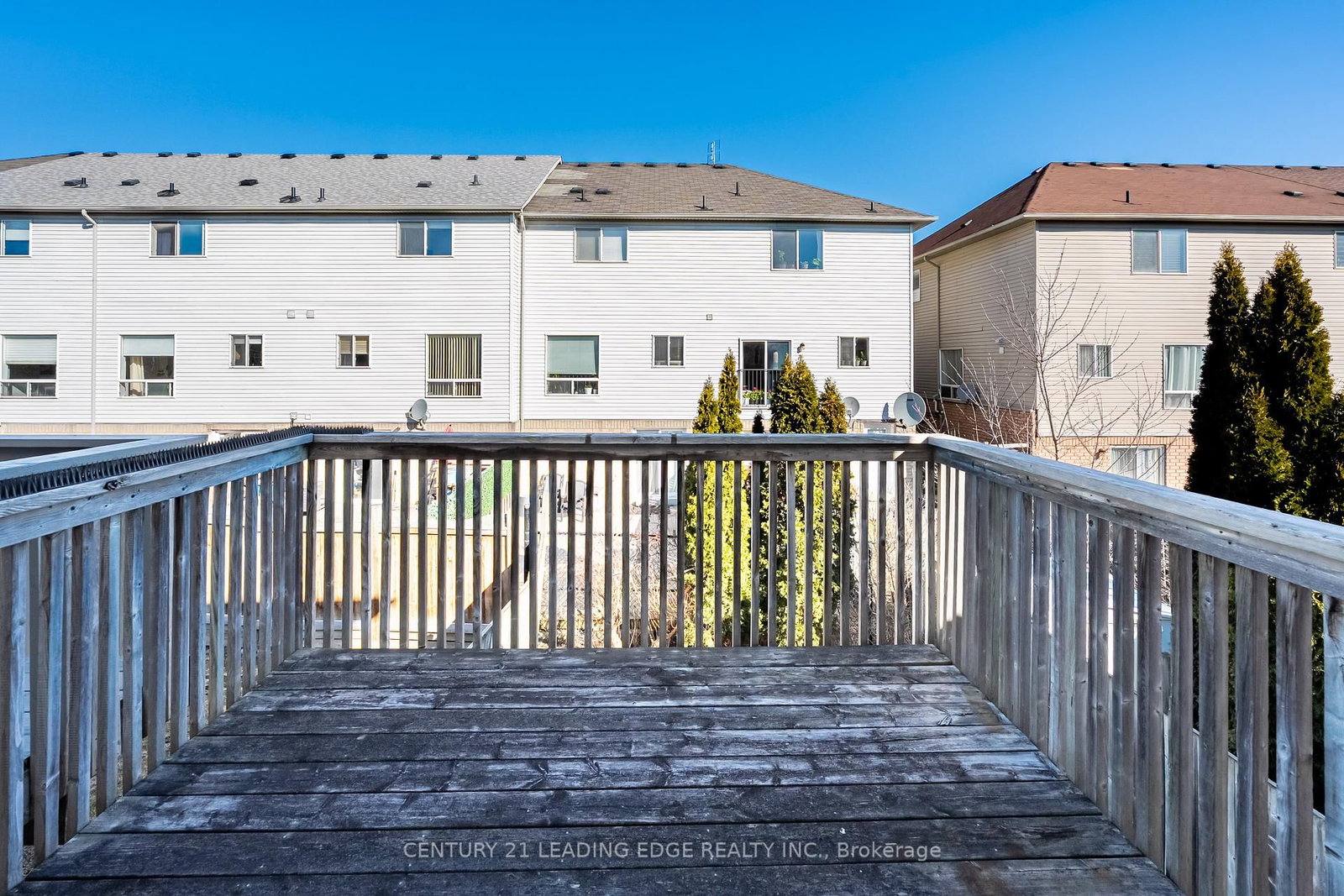 Townhouse for sale at 308 SPARROW Circle, Pickering, Ontario, L1V 6Y3 - Highbush - MLS: E12931896