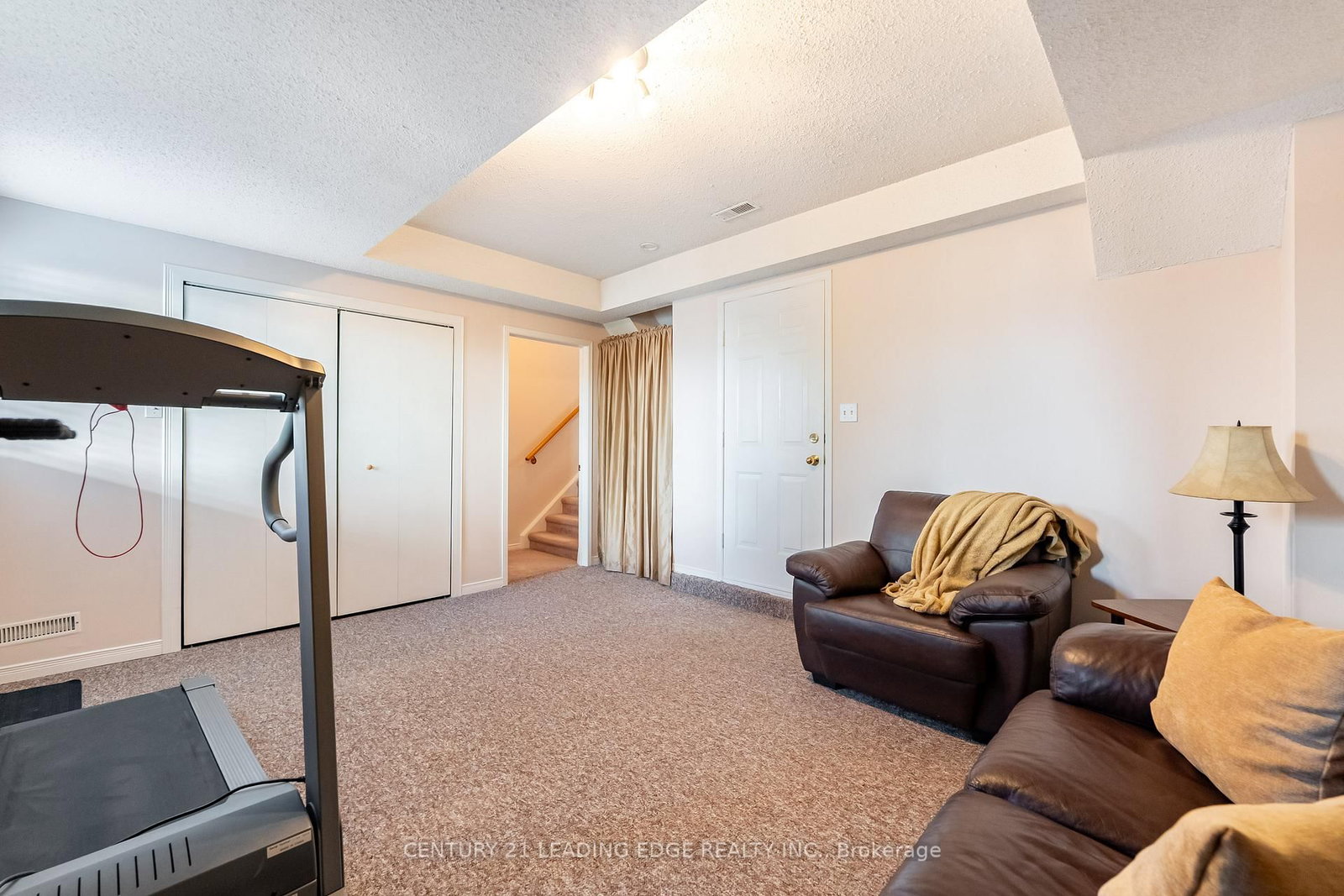 Townhouse for sale at 308 SPARROW Circle, Pickering, Ontario, L1V 6Y3 - Highbush - MLS: E12931896