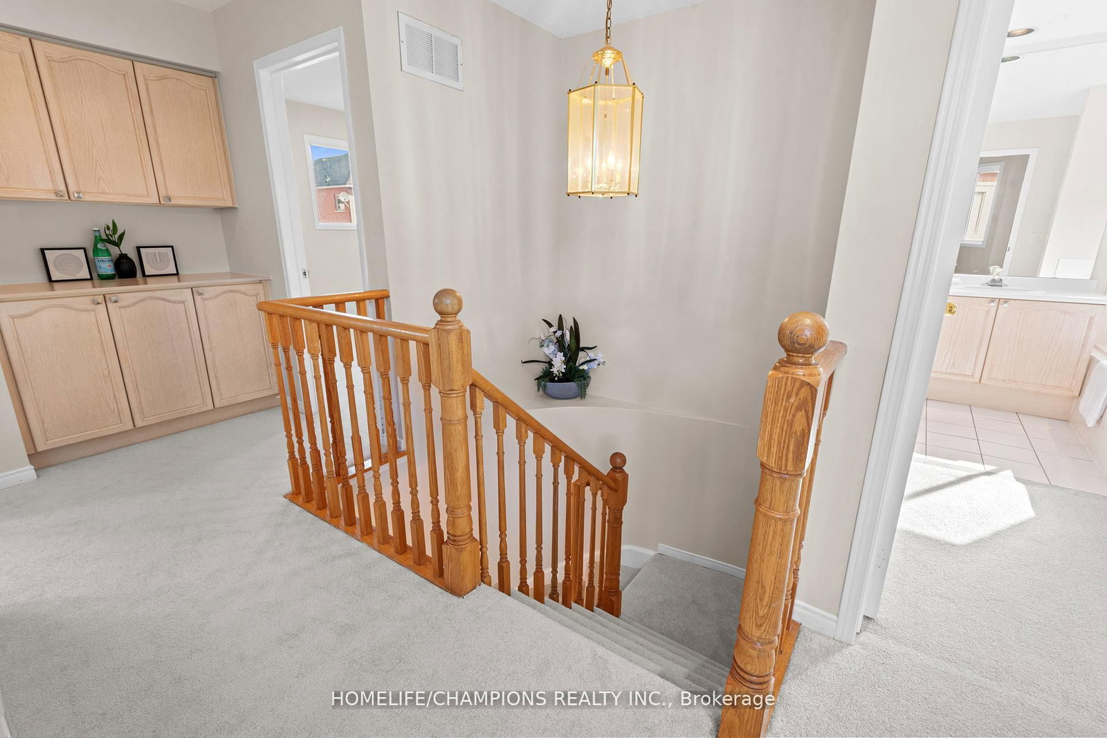 Detached House for sale at 104 Secord Street, Pickering, Ontario, L1V 6V6 - Highbush - MLS: E12932322