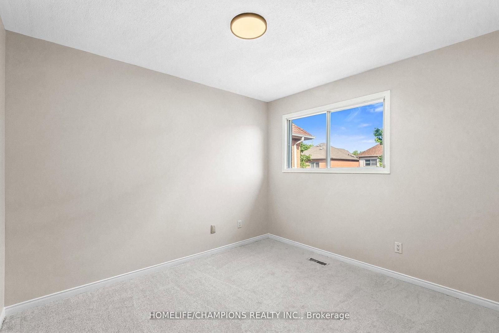 Detached House for sale at 104 Secord Street, Pickering, Ontario, L1V 6V6 - Highbush - MLS: E12932322