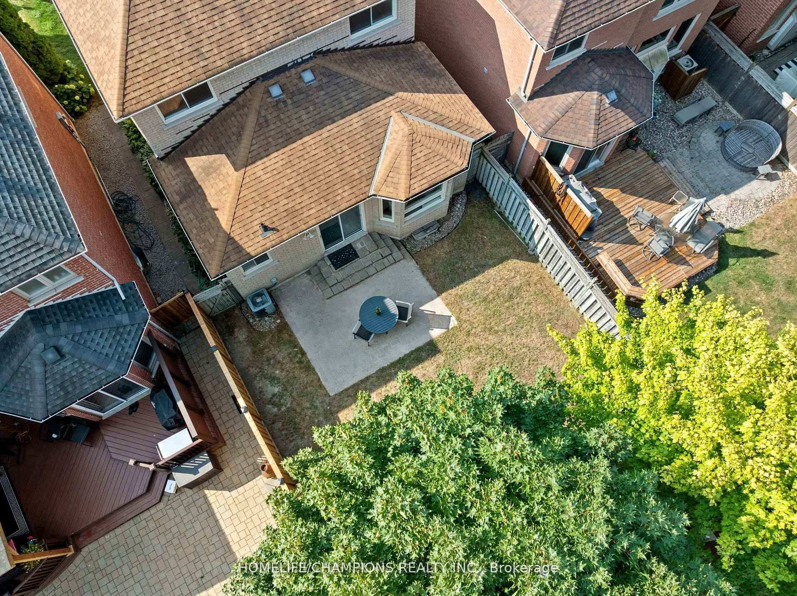 Detached House for sale at 104 Secord Street, Pickering, Ontario, L1V 6V6 - Highbush - MLS: E12932322