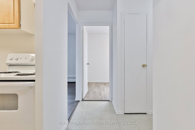 319 - 888 Glen Street