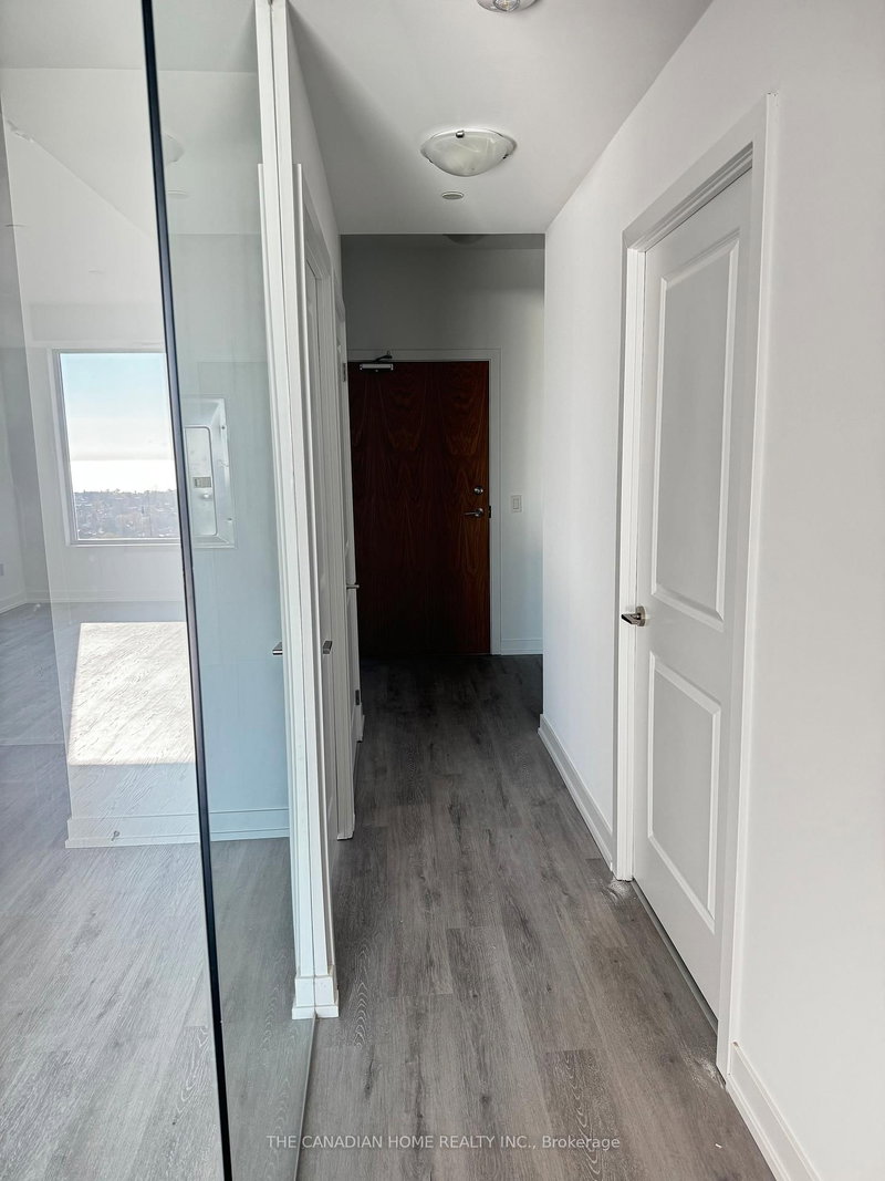 2803 - 1435 Celebration Dr, Pickering, L1W 0C3 | Image 3