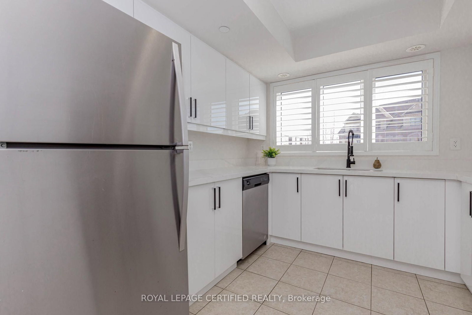 Townhouse for sale at 91 Aquatic Ballet Path, Oshawa, Ontario, L1L 0K6 - Windfields - MLS: E12933094