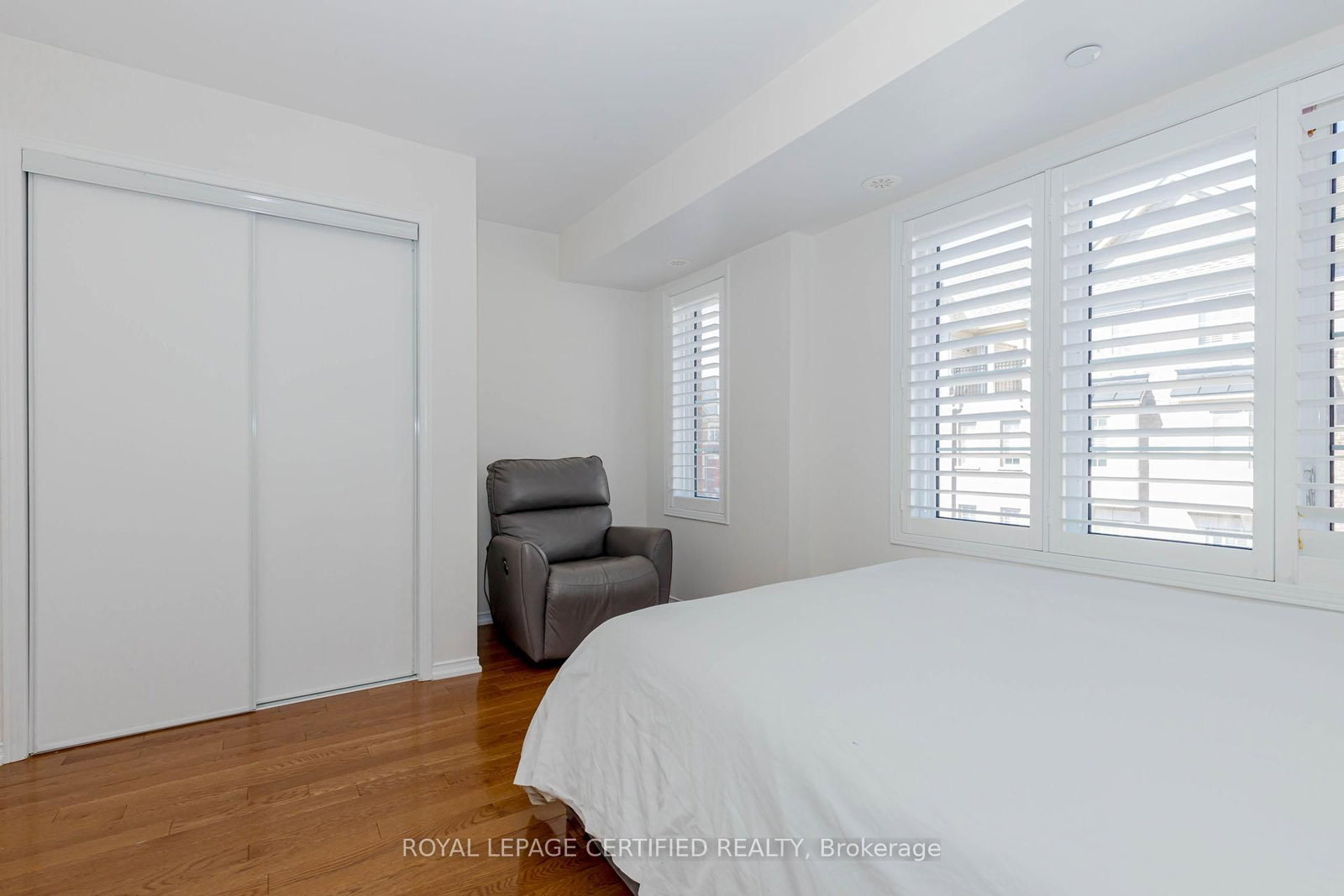 Townhouse for sale at 91 Aquatic Ballet Path, Oshawa, Ontario, L1L 0K6 - Windfields - MLS: E12933094