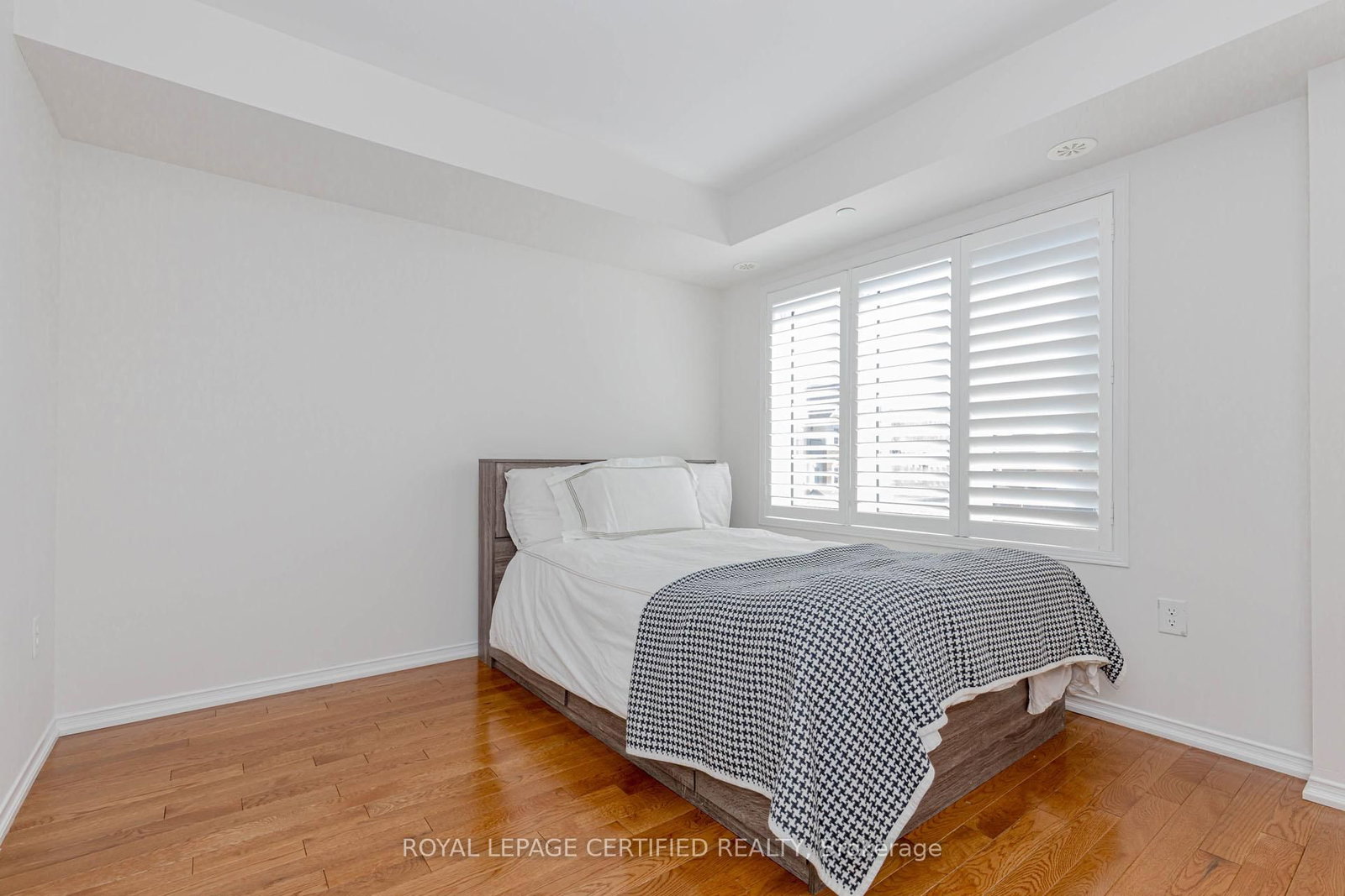 Townhouse for sale at 91 Aquatic Ballet Path, Oshawa, Ontario, L1L 0K6 - Windfields - MLS: E12933094