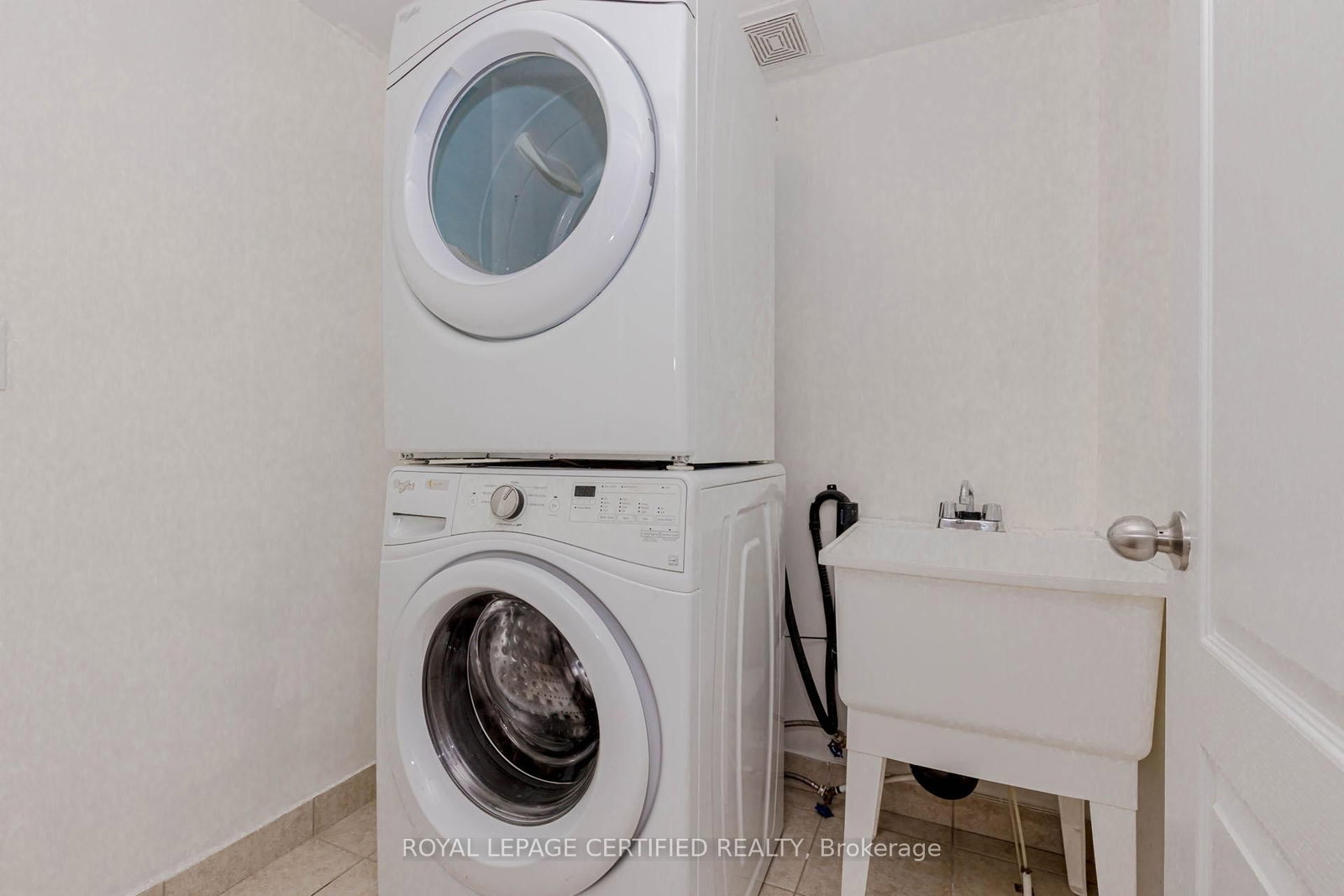 Townhouse for sale at 91 Aquatic Ballet Path, Oshawa, Ontario, L1L 0K6 - Windfields - MLS: E12933094