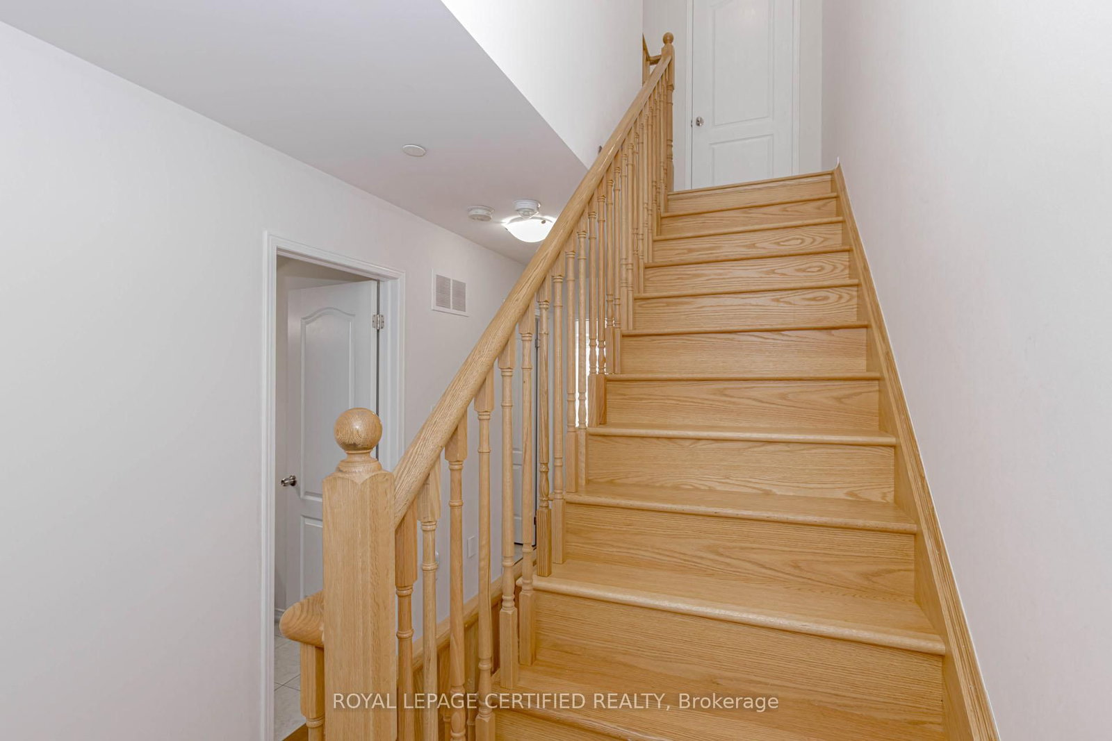 Townhouse for sale at 91 Aquatic Ballet Path, Oshawa, Ontario, L1L 0K6 - Windfields - MLS: E12933094