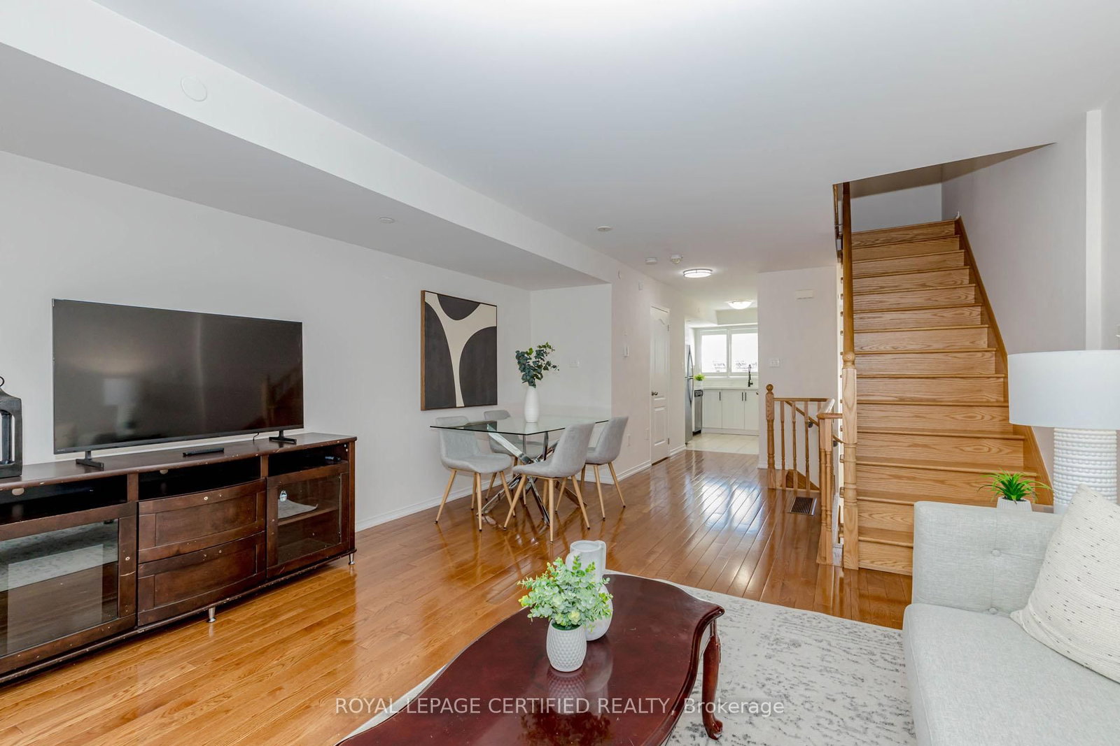 Townhouse for sale at 91 Aquatic Ballet Path, Oshawa, Ontario, L1L 0K6 - Windfields - MLS: E12933094