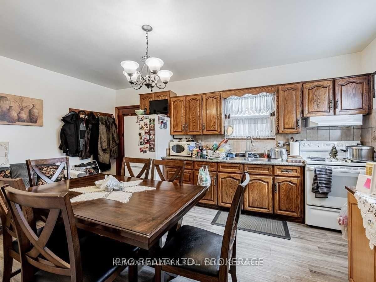 603 Logan Avenue - Photo 8