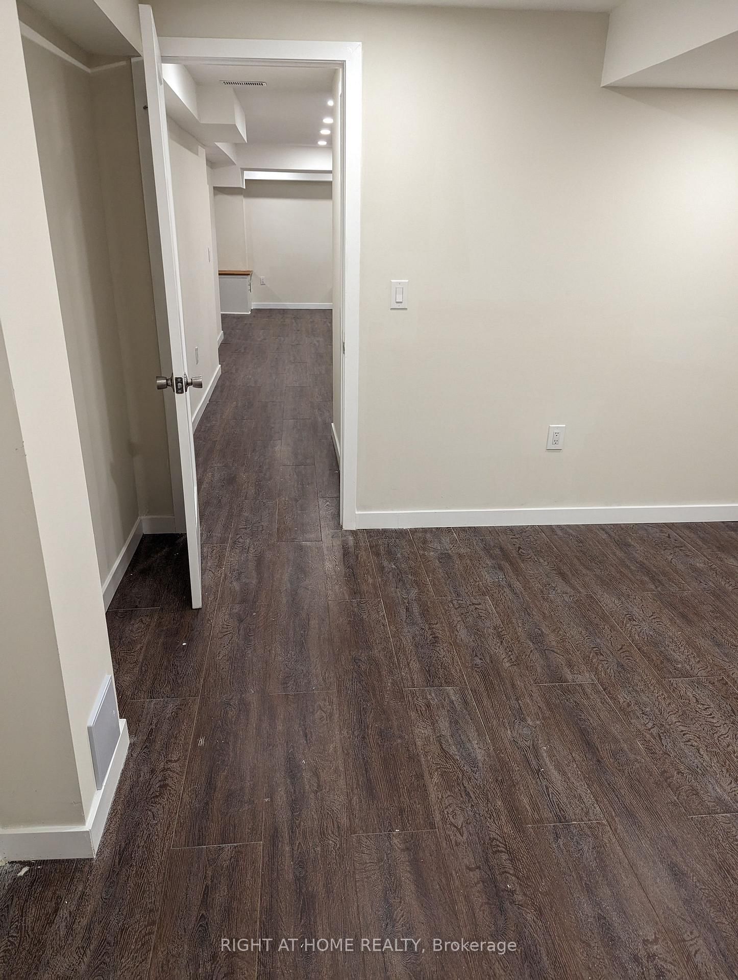 100 Westgate Avenue, Unit Basement - Photo 17