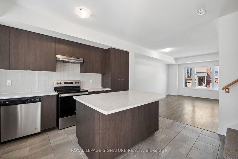 203 - 1525 Kingston Rd, Pickering, L1V 0E9 | Image 3