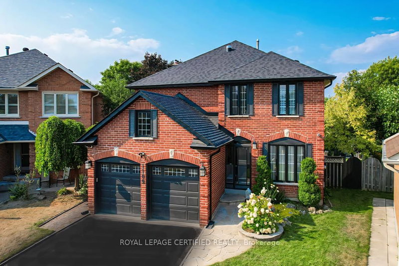 1109 Petunia Pl, Pickering, L1V 4N5 | Image 2