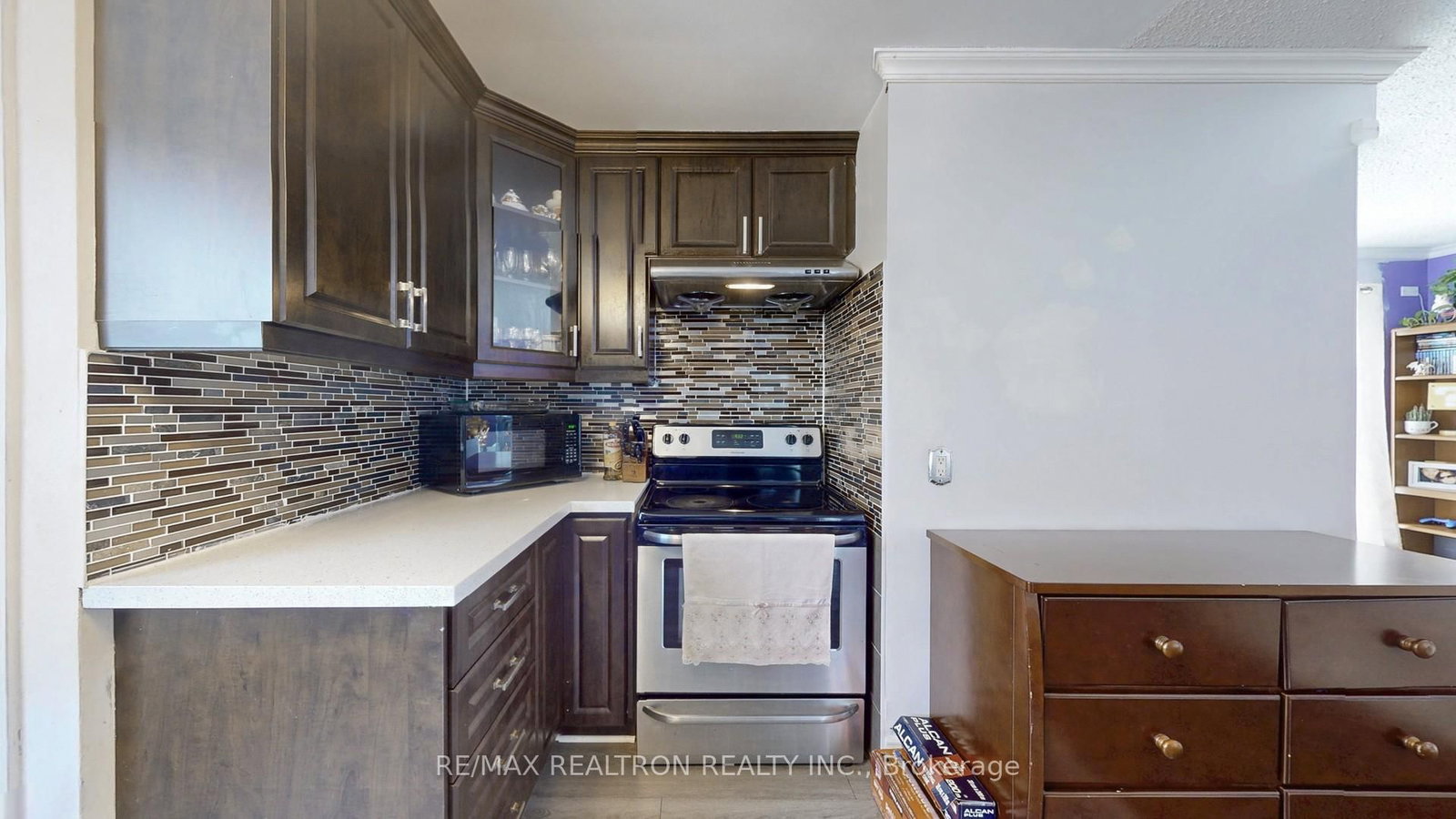 Detached House for sale at 132 Porchester Drive, Toronto, Ontario, M1J 2R7 - Woburn - MLS: E12934680